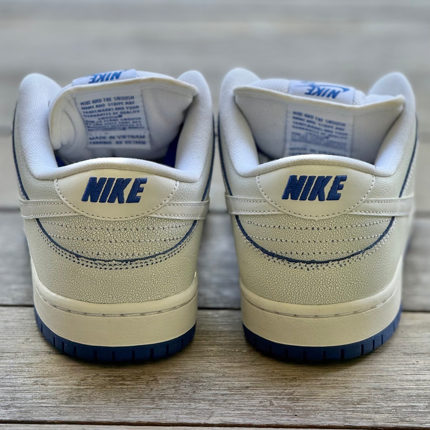 Nike SB Dunk Low Cracked Leather Size 11