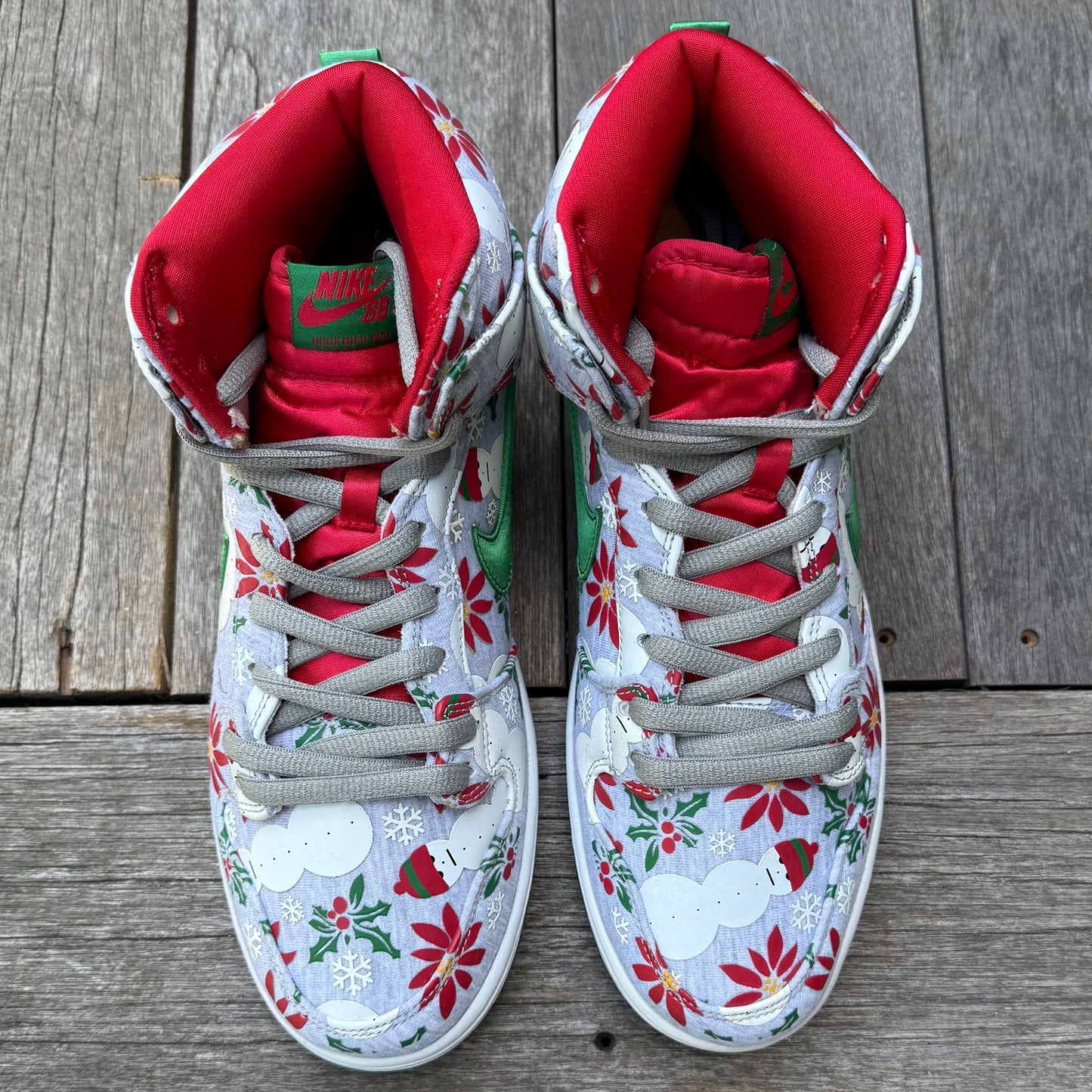 Nike SB Dunk High Ugly Christmas Sweater Grey Size 10.5