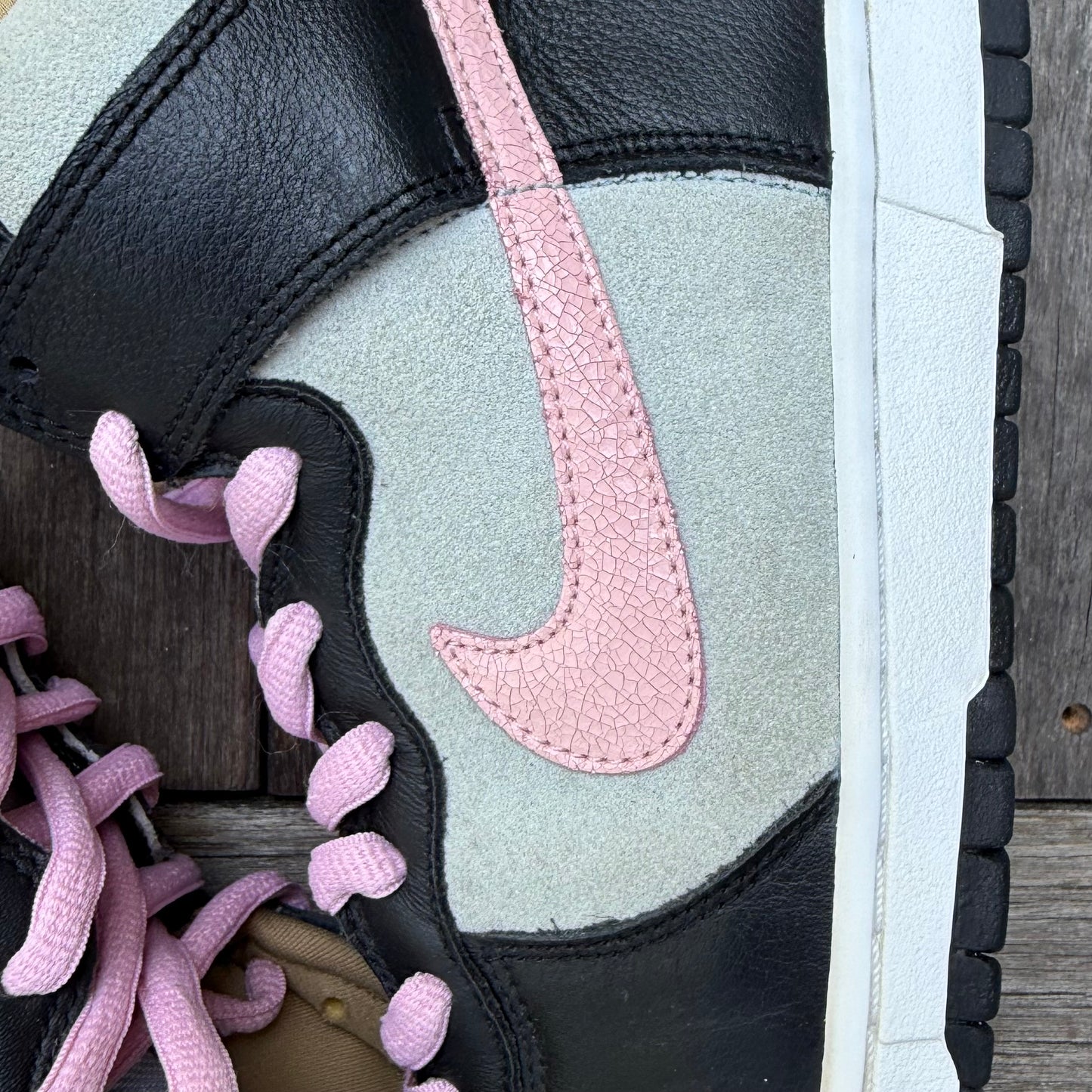 Nike SB Dunk High Perfect Pink Ice Blue Size 9