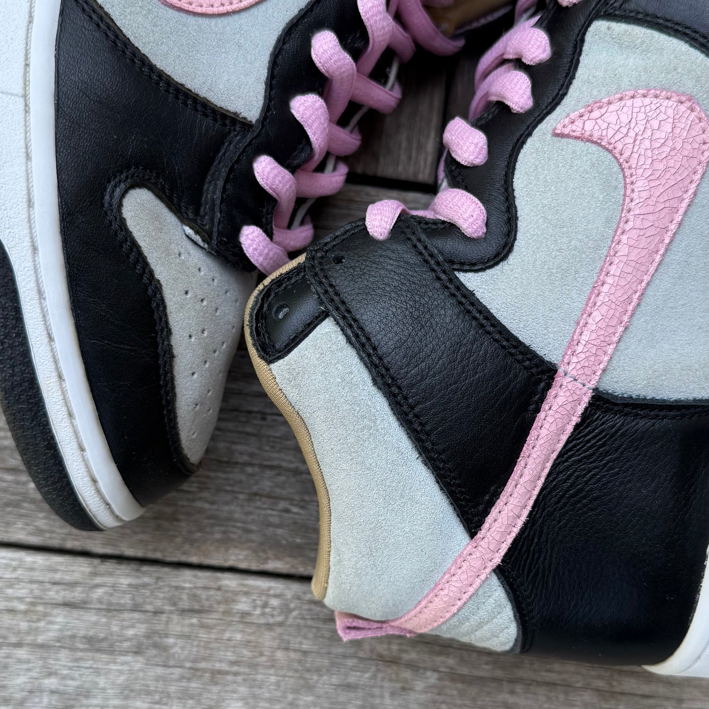 Nike SB Dunk High Perfect Pink Ice Blue Size 9