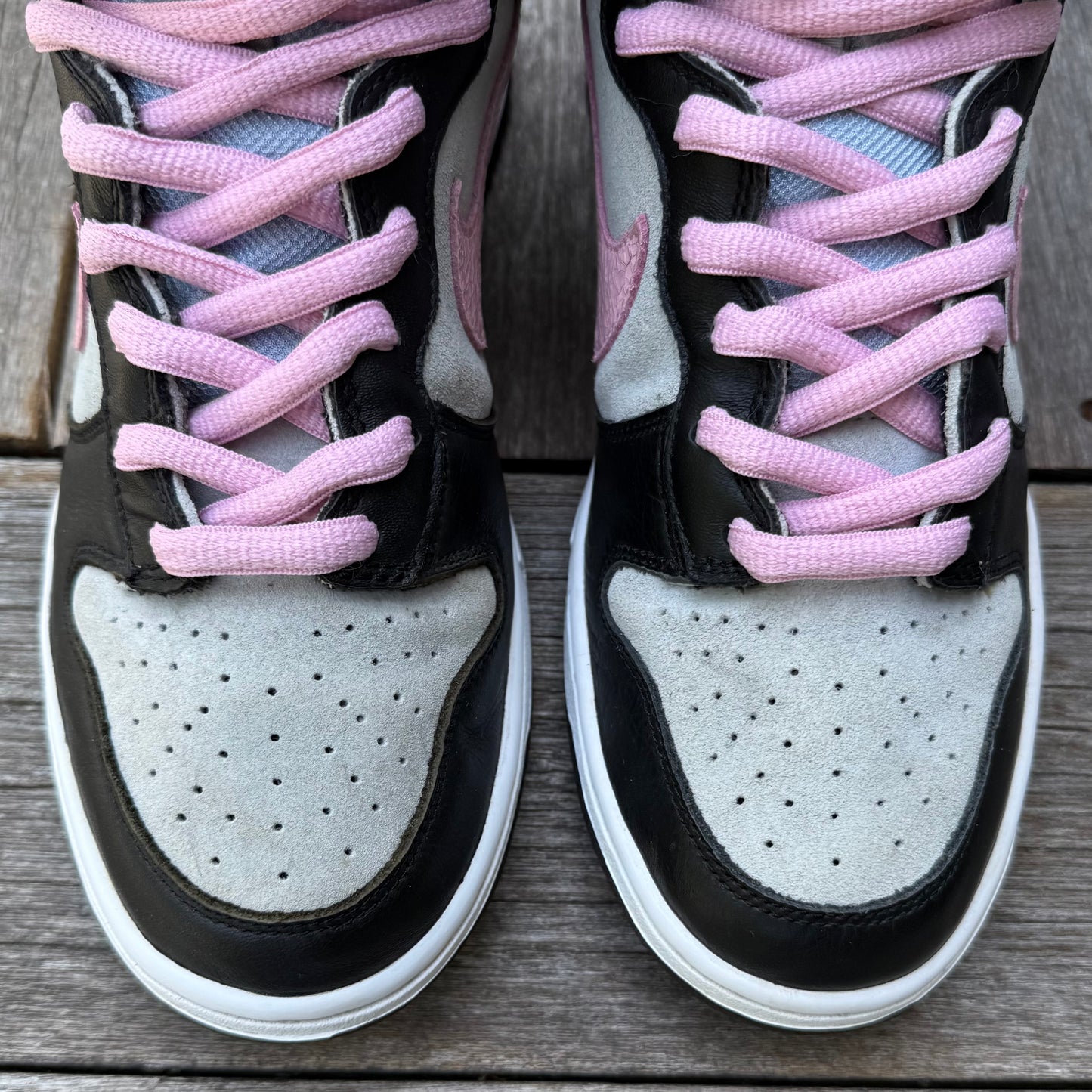 Nike SB Dunk High Perfect Pink Ice Blue Size 9