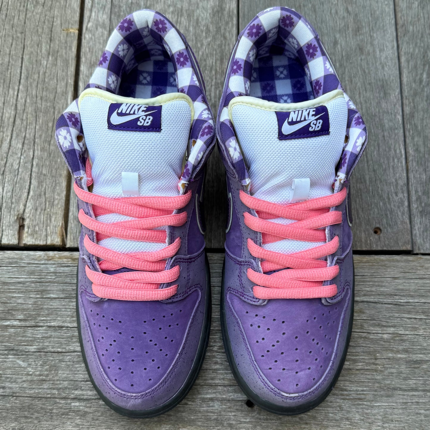 Nike SB Dunk Low Purple Lobster Size 8.5