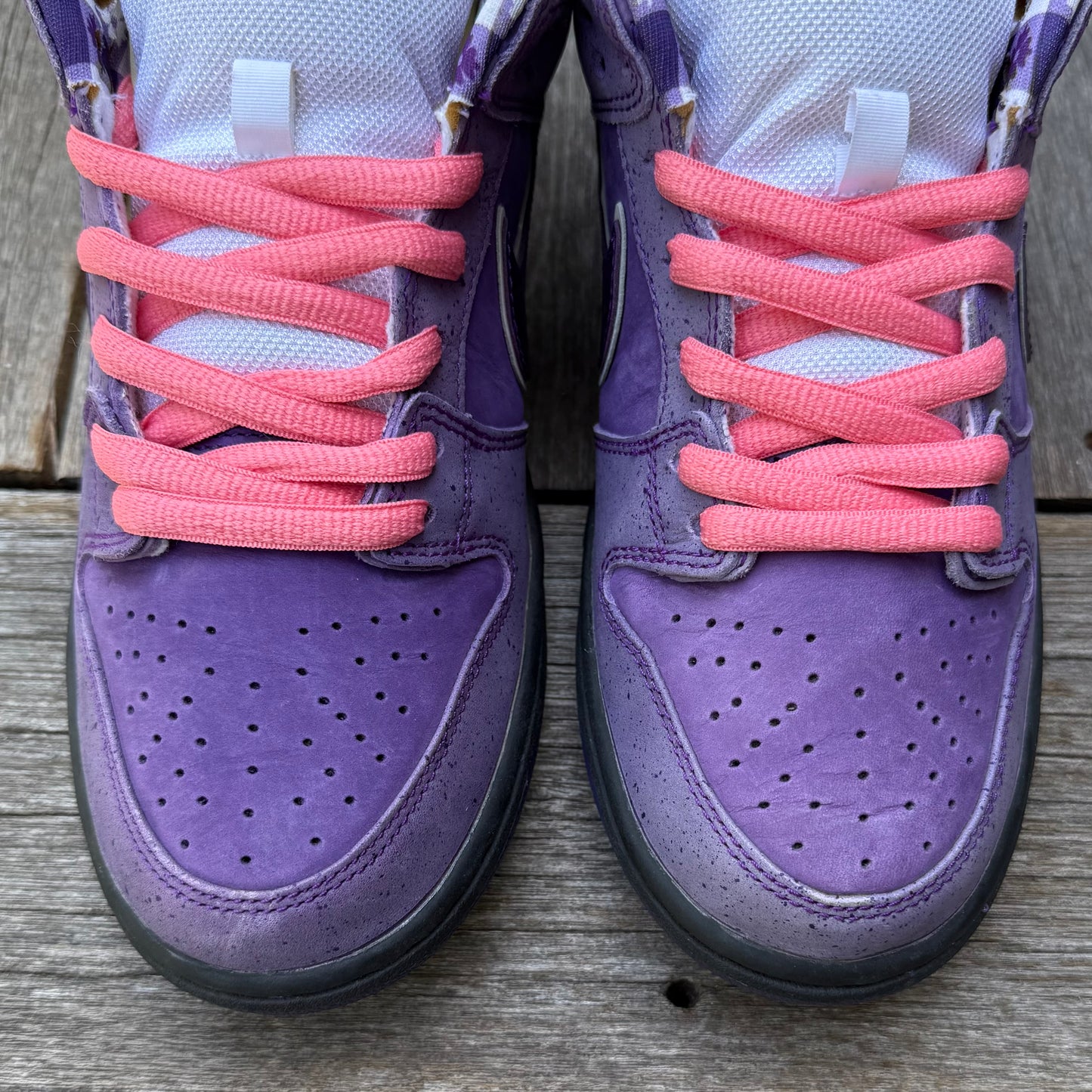 Nike SB Dunk Low Purple Lobster Size 8.5