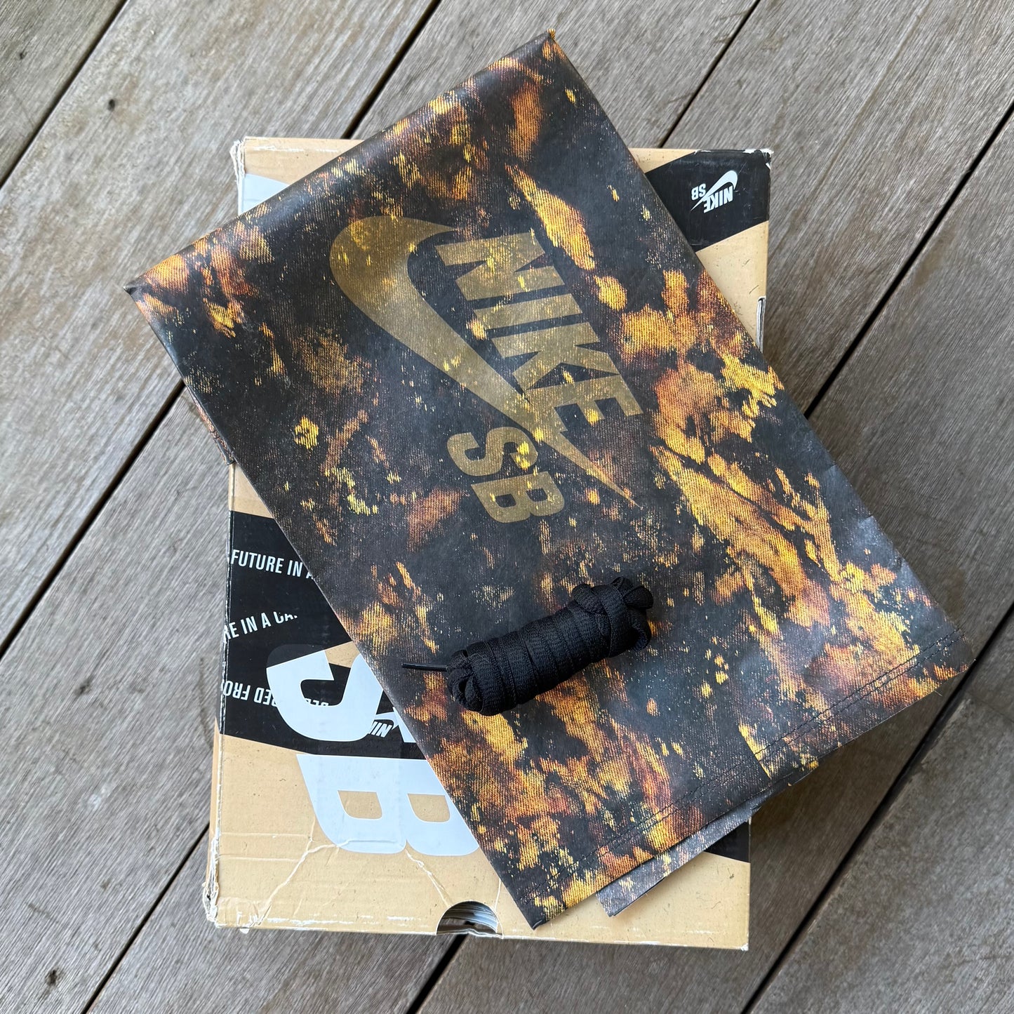 Nike SB Dunk Low Pushead 2 Size 9.5