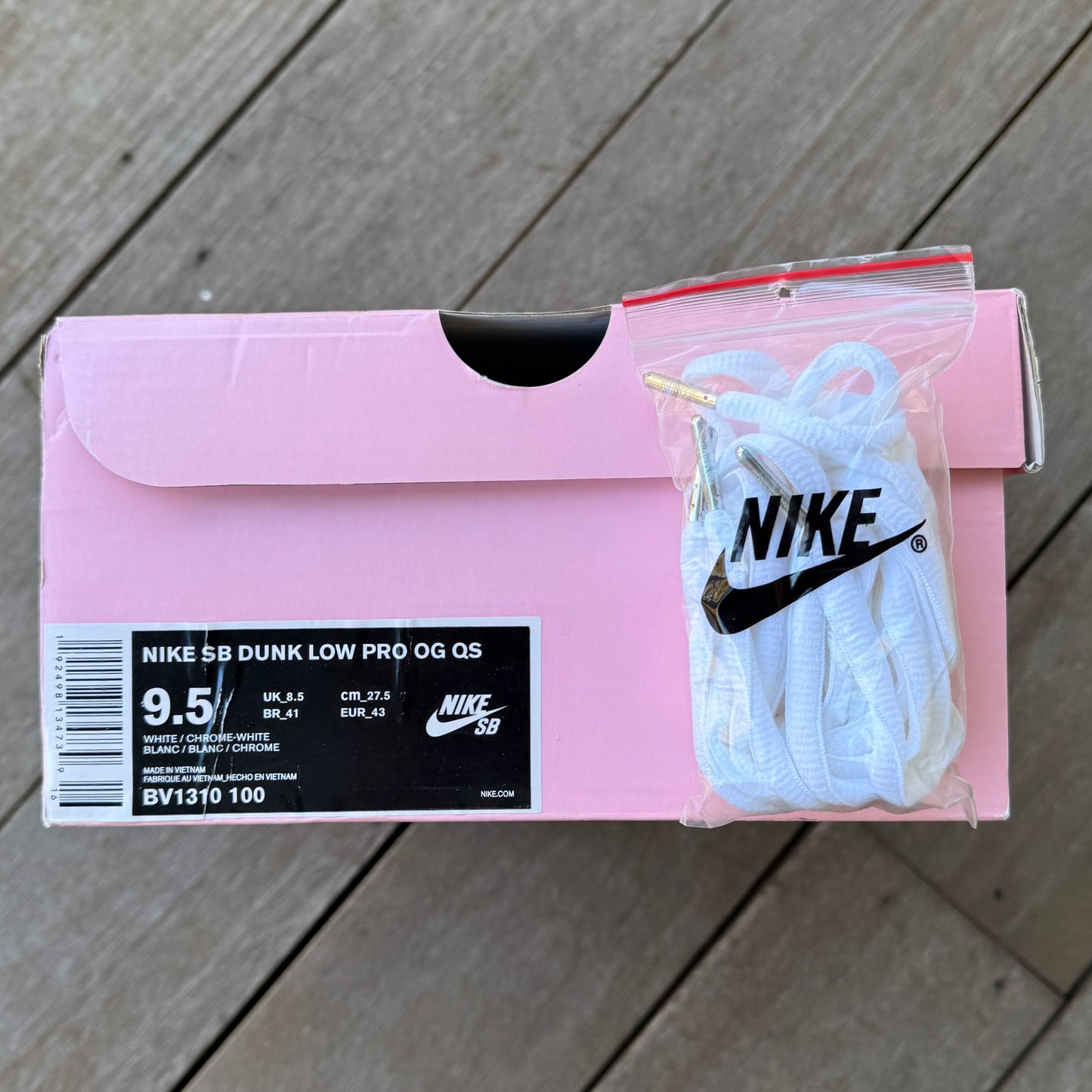 Nike SB Dunk Low White Diamond Size 9.5