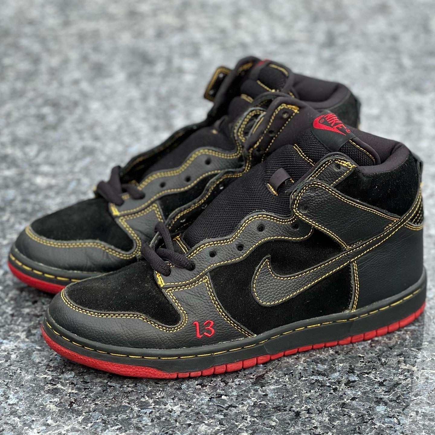 Nike SB Dunk High UnLucky 13 SAMPLE Size 9