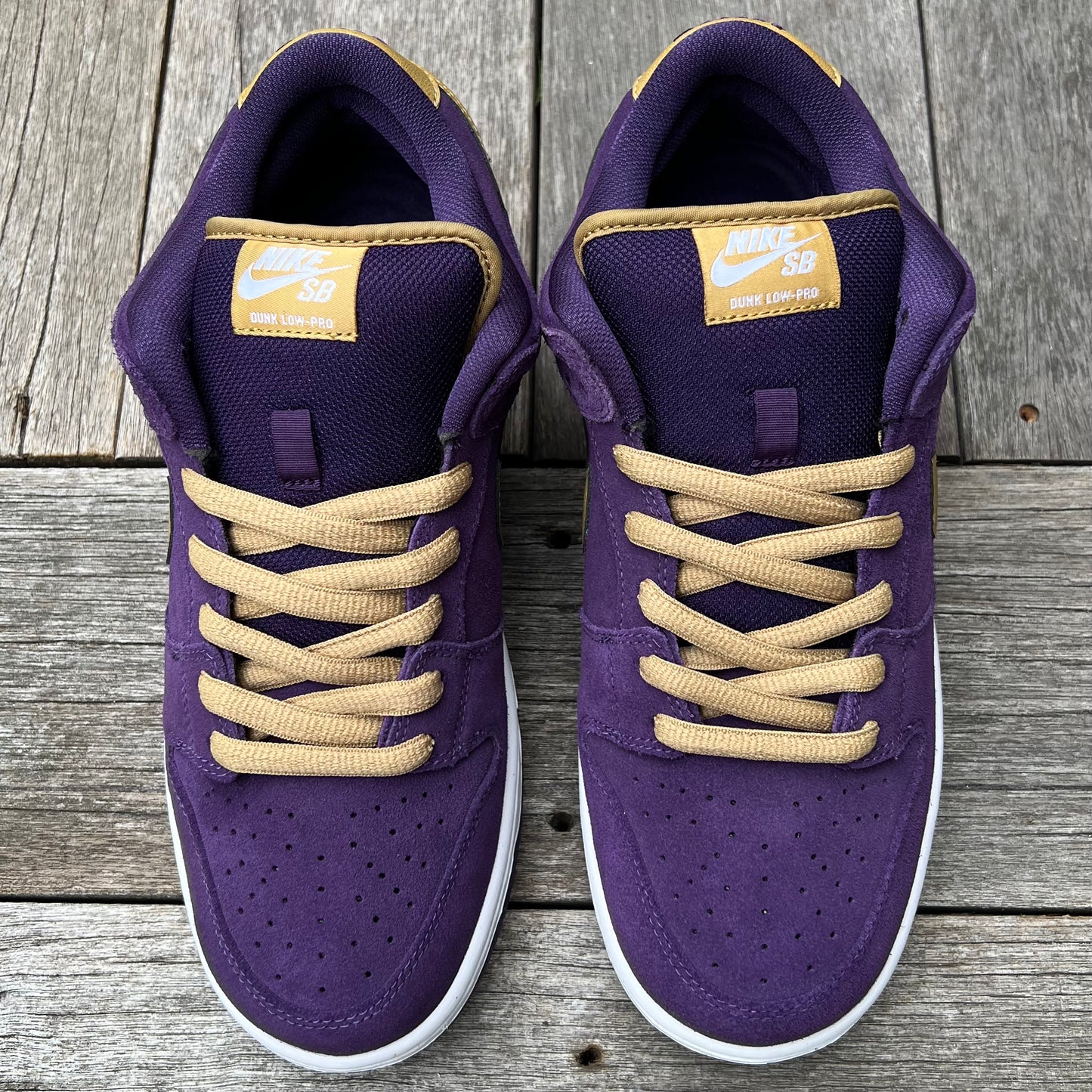 Nike SB Dunk Low Crown Royal Size 9.5