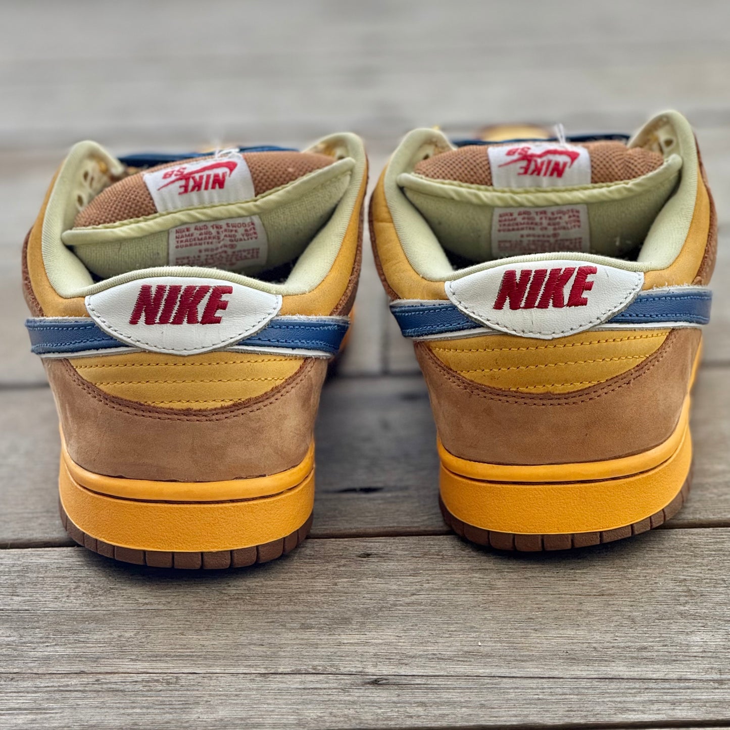 Nike SB Dunk Low Newcastle Brown Ale Size 11