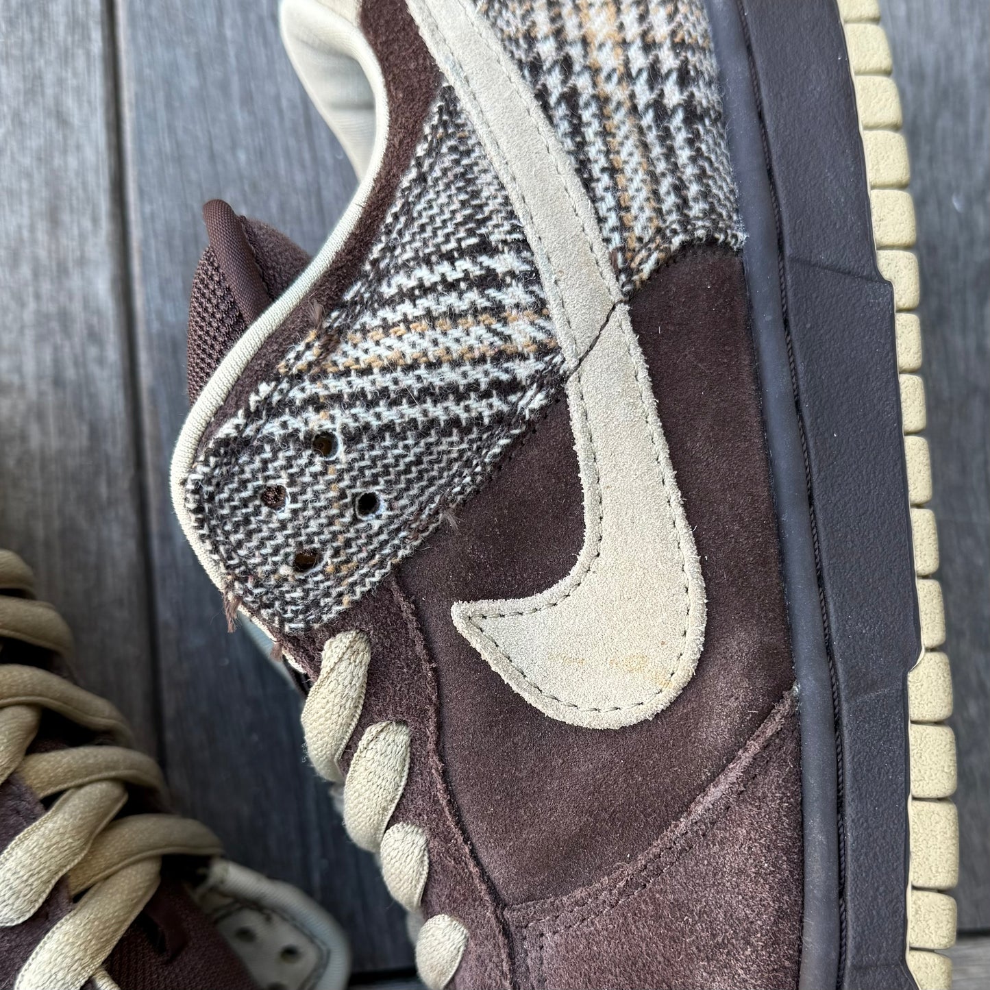 Nike SB Dunk Low Tweed Size 9