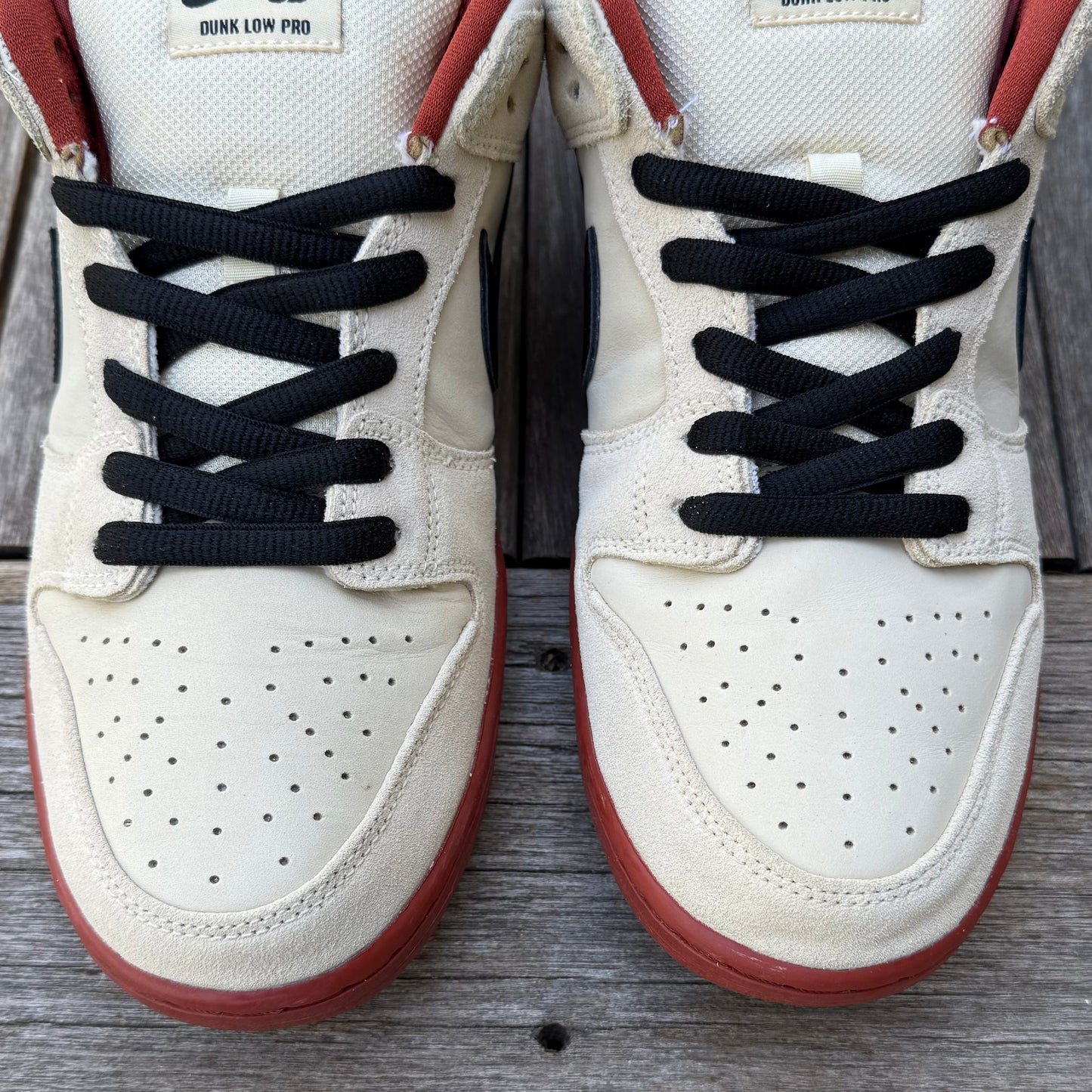 Nike SB Dunk Low Muslin Hennessy Size 11
