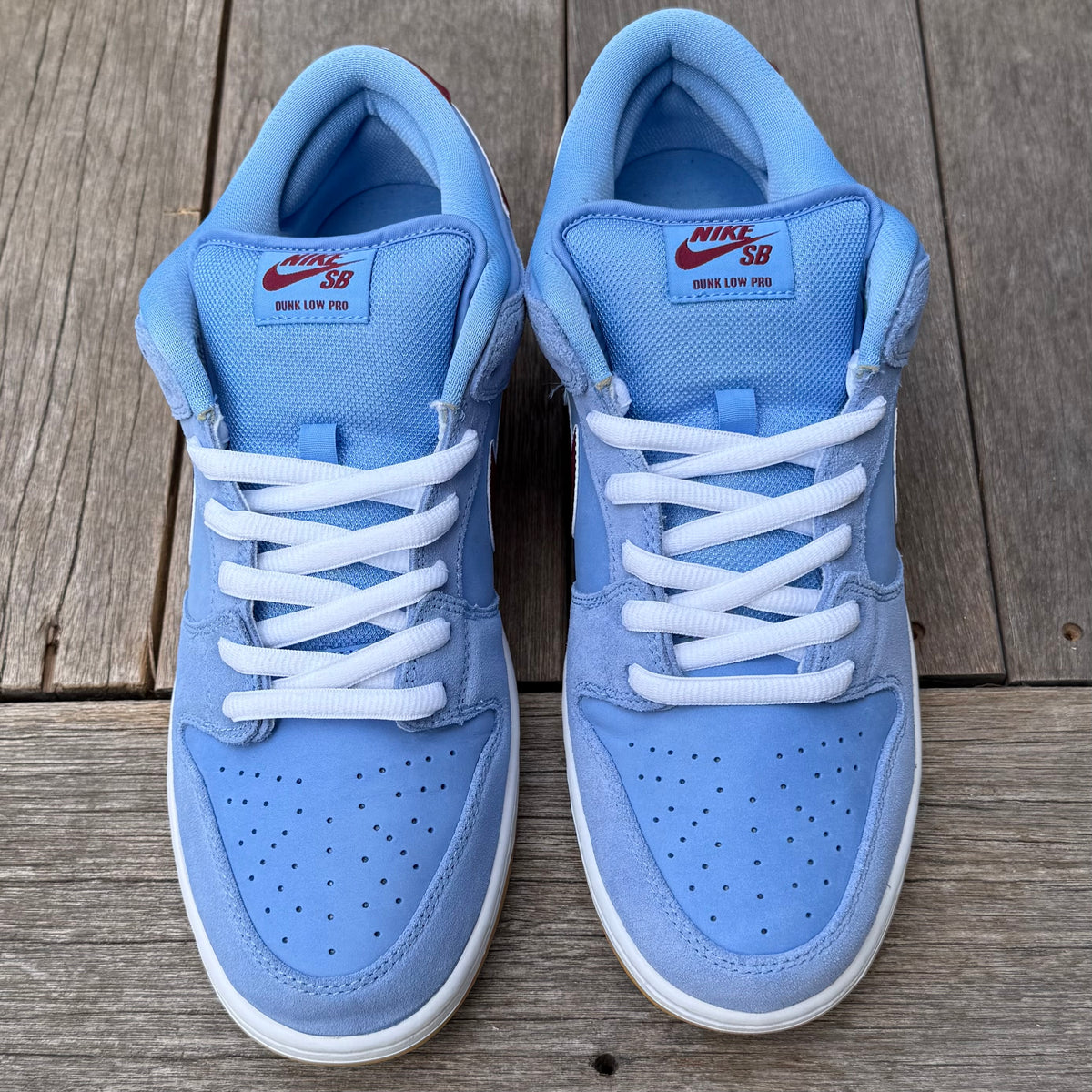 Nike SB Dunk Low Philadelphia Phillies Size 12