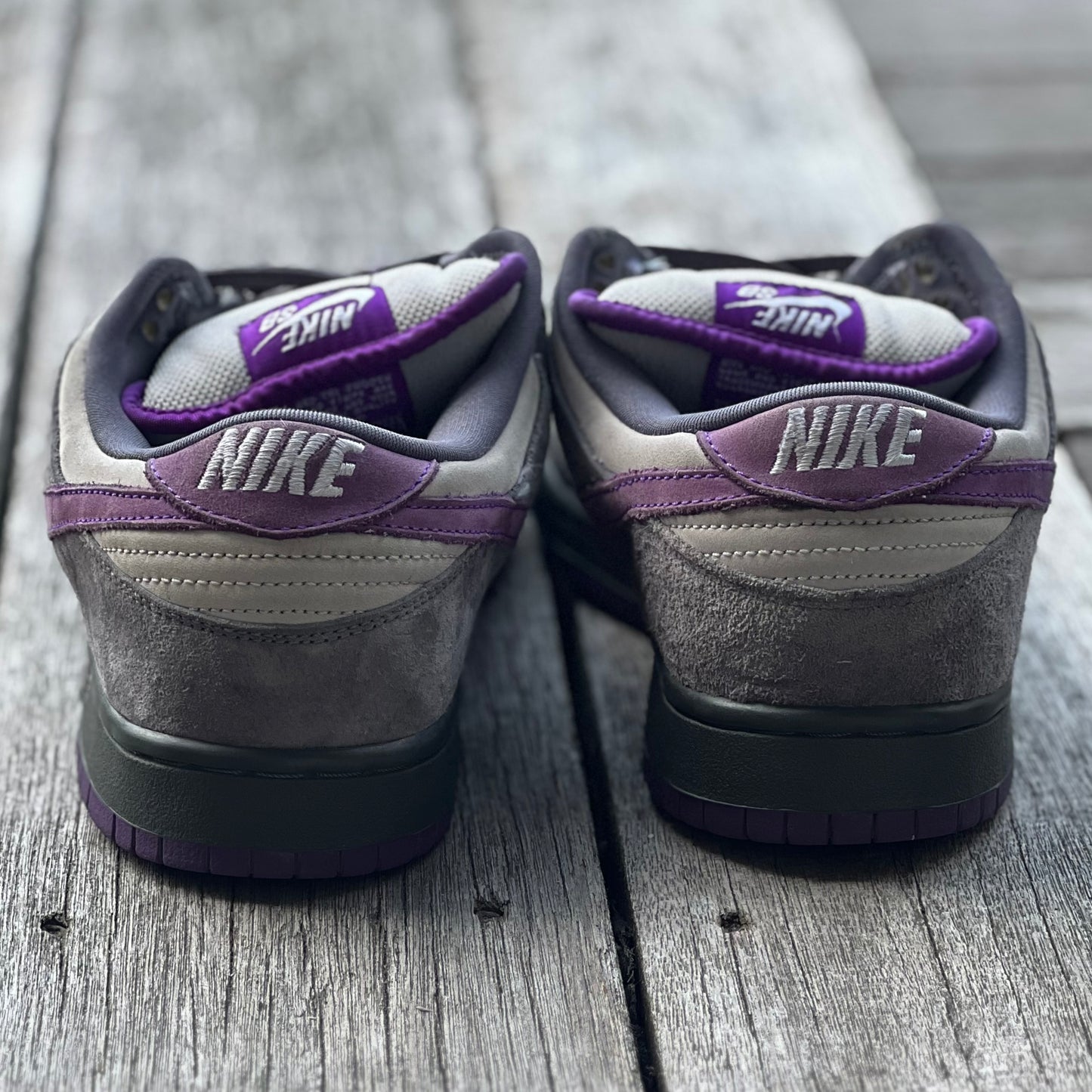 Nike SB Dunk Low Purple Pigeon Size 9