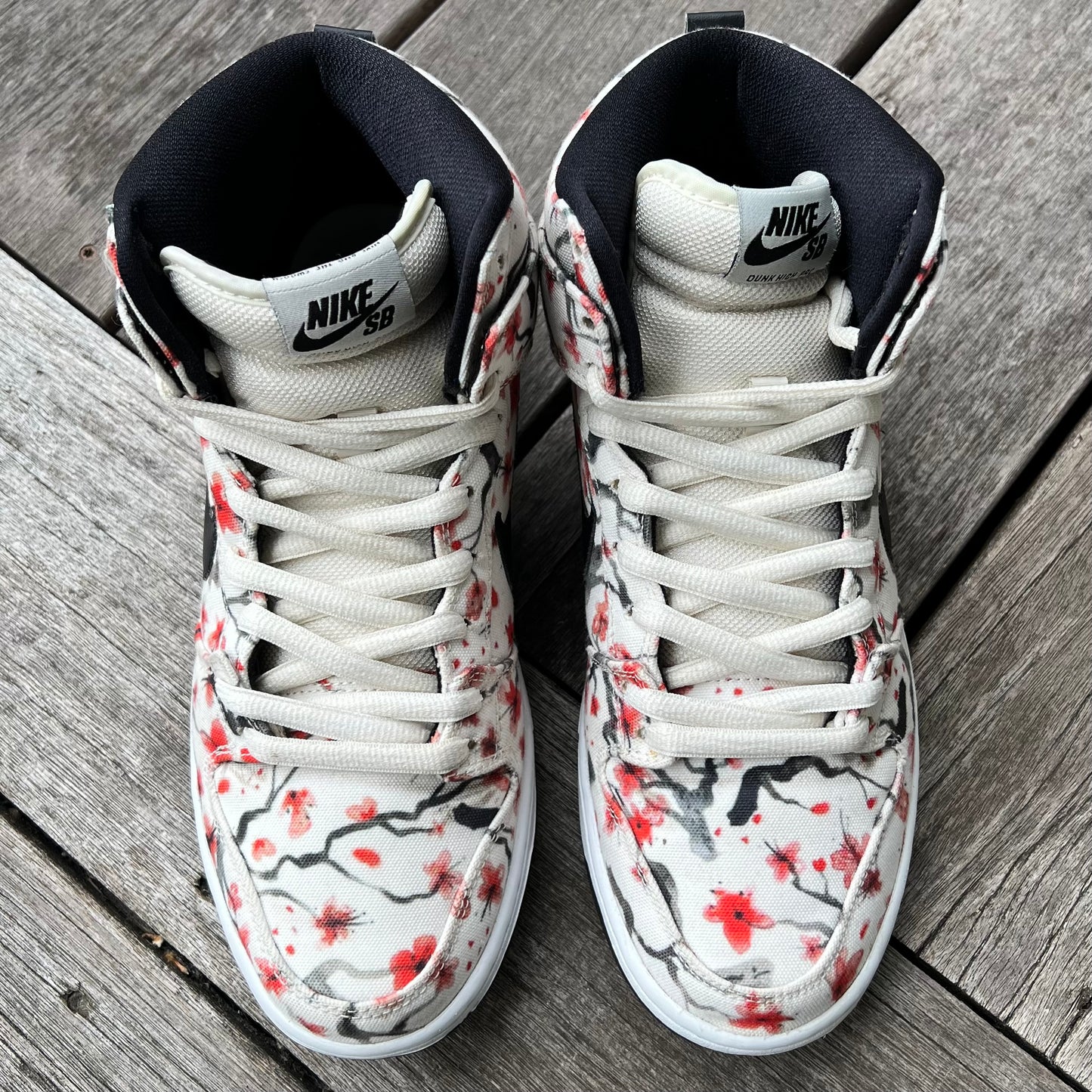 Nike SB Dunk High Cherry Blossom Size 9