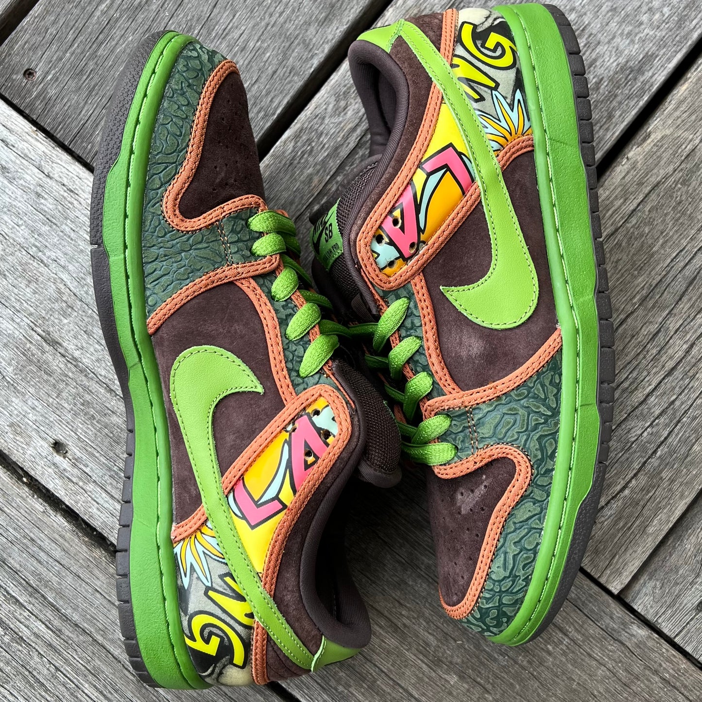 Nike SB Dunk Low De La Soul Size 9.5