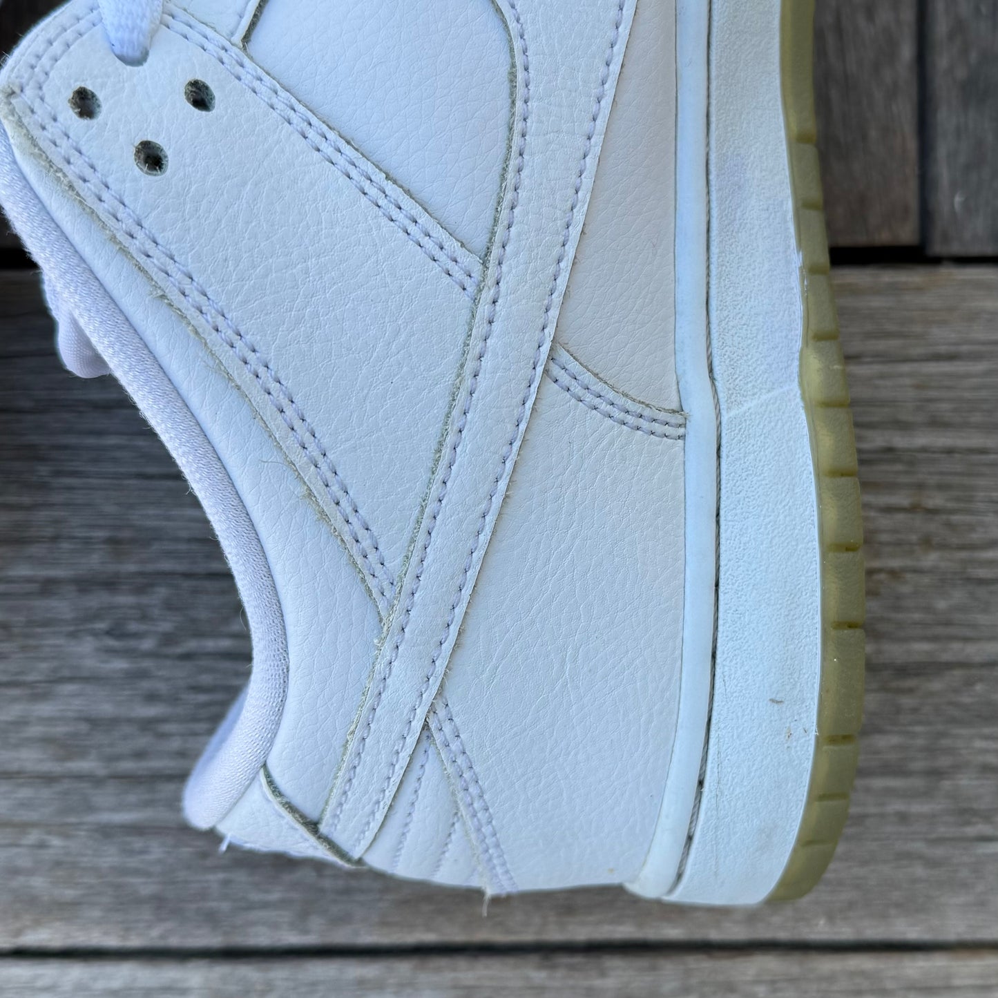 Nike SB Dunk Low White Ice Size 11