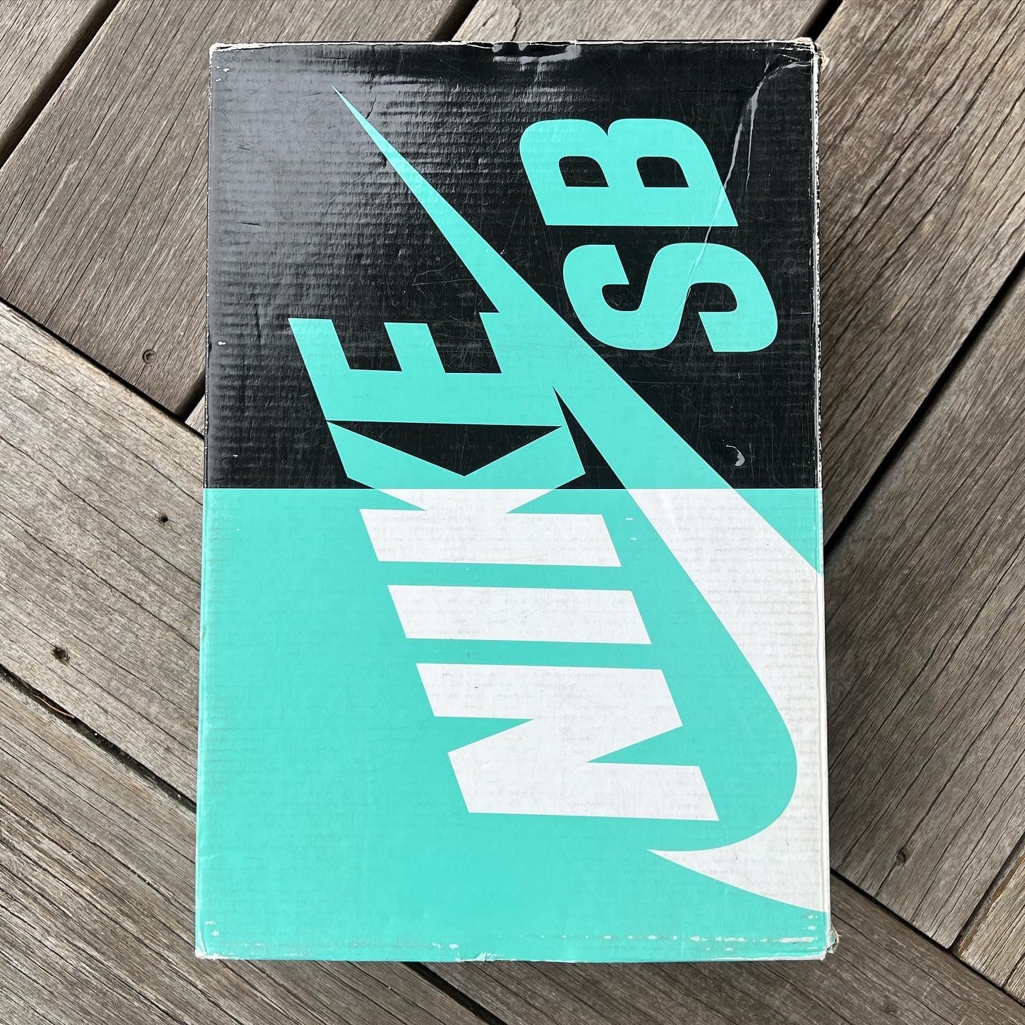 Nike SB Dunk Low De La Soul Size 11.5