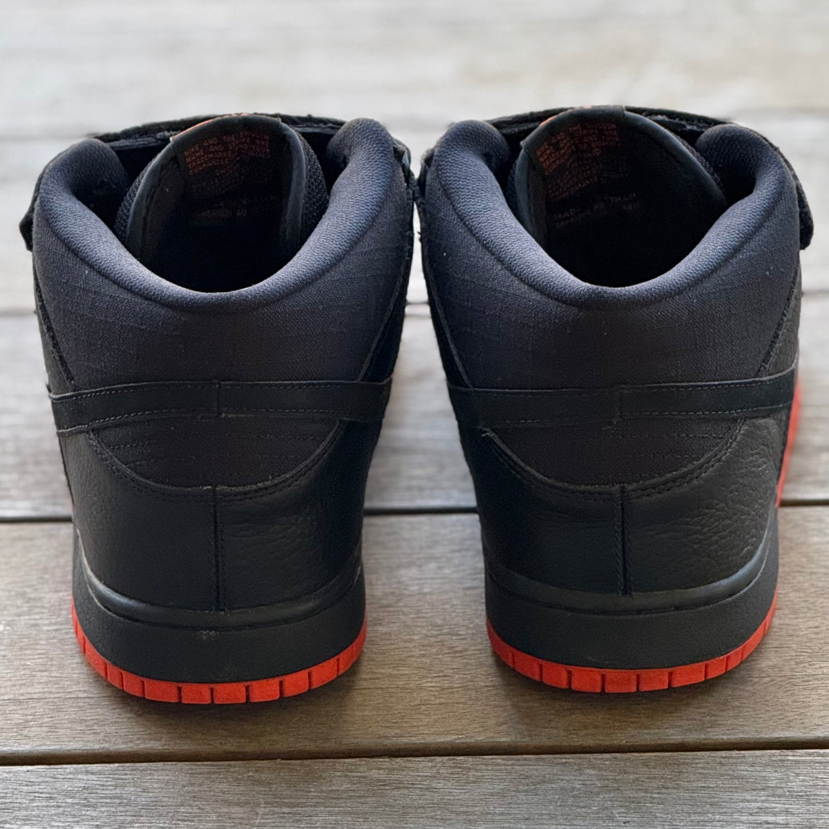 Nike SB Dunk Mid Halloween Size 12
