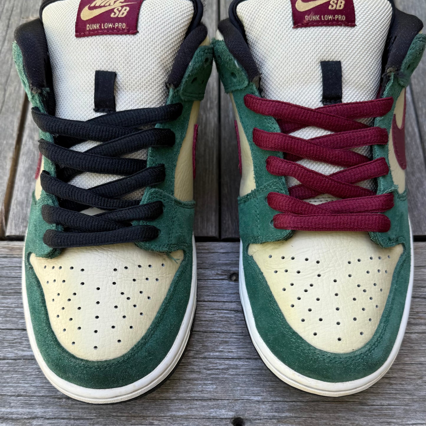 Nike SB Dunk Low Jameson Vegas Gold Size 8.5