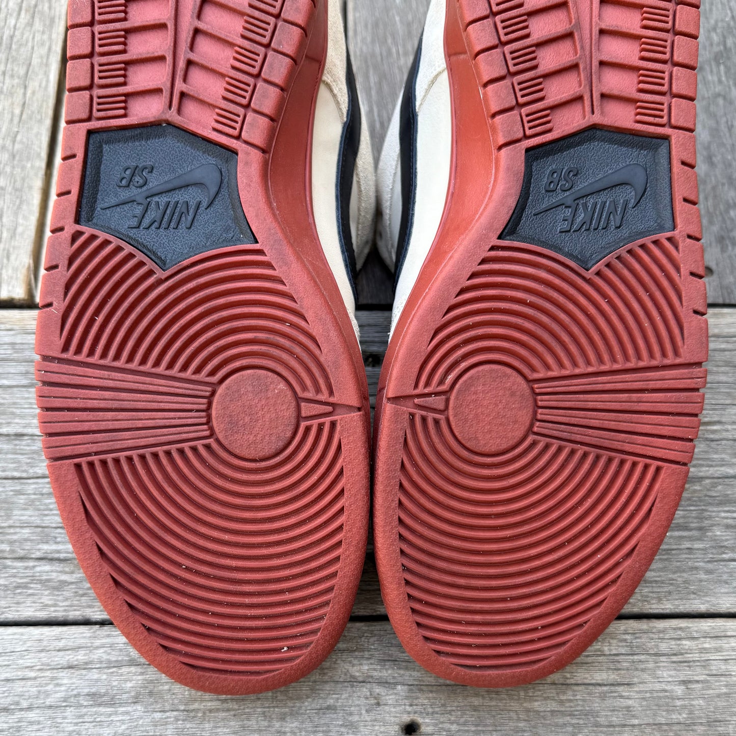 Nike SB Dunk Low Muslin Hennessy Size 11