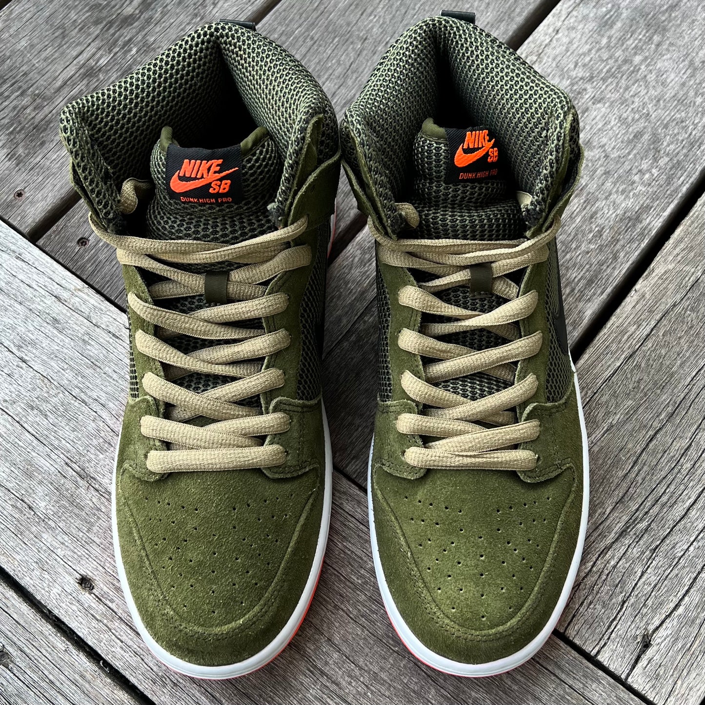 Nike SB Dunk High Faded Olive Hyper Crimson Size 10.5