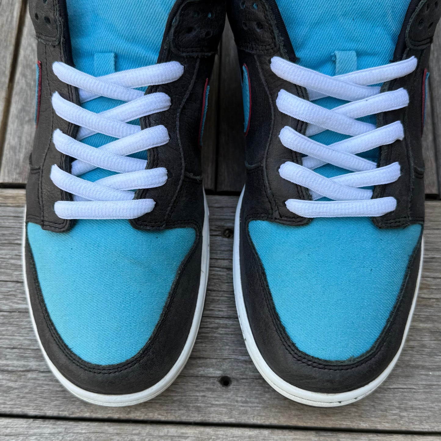 Nike SB Dunk Low Angels & Demons Size 11.5
