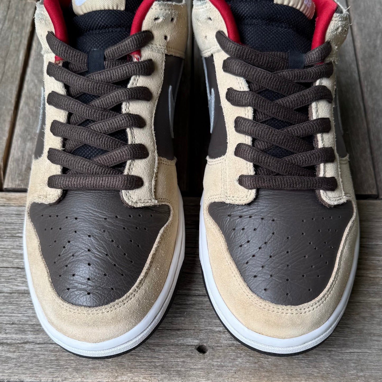 Nike SB Dunk Low Dark Chocolate Size 11