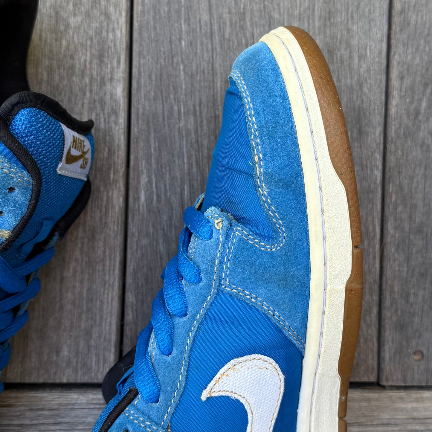 Nike SB Dunk Low Chun Li Street Fighter Size 9