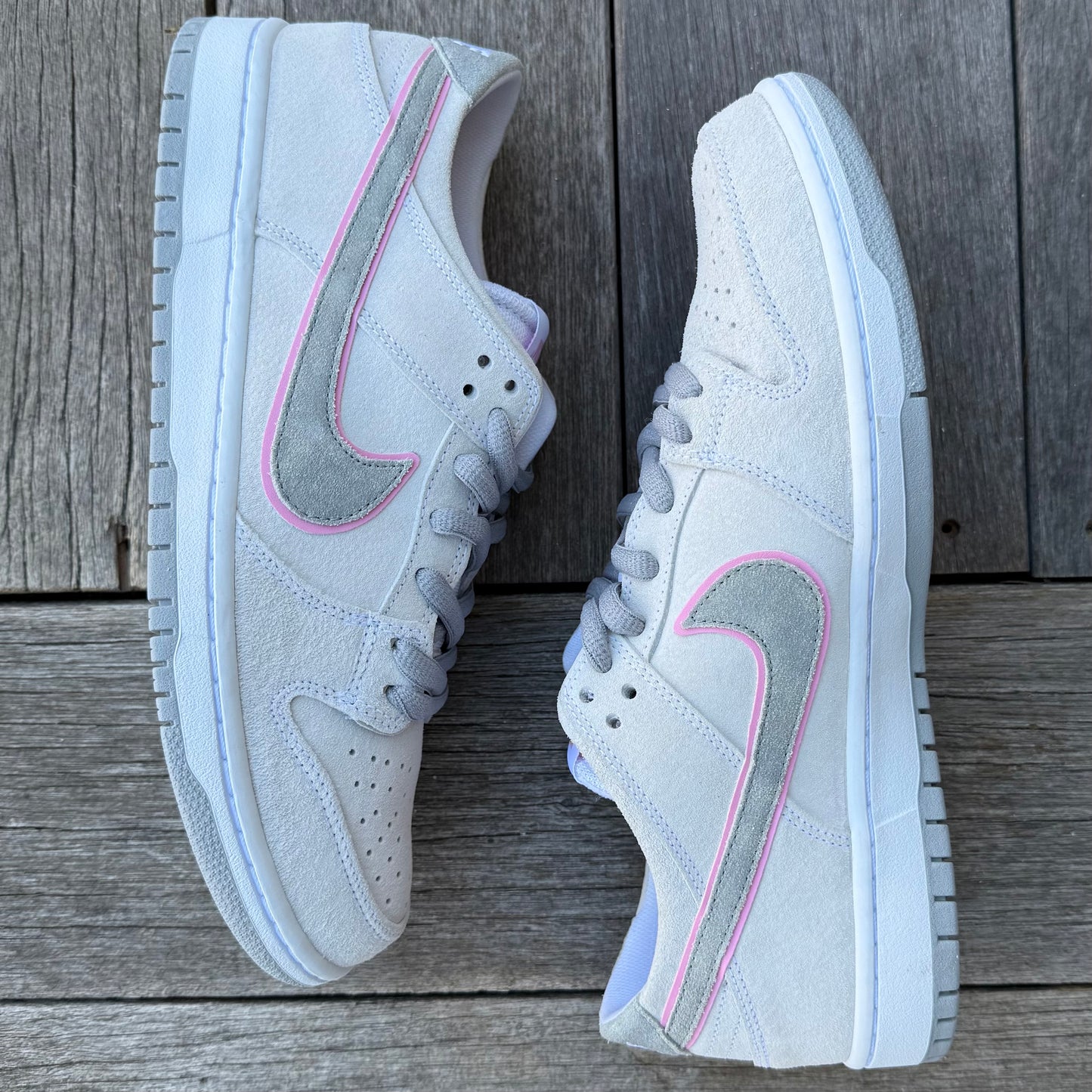 Nike SB Dunk Low Perfect Pink IW Size 11