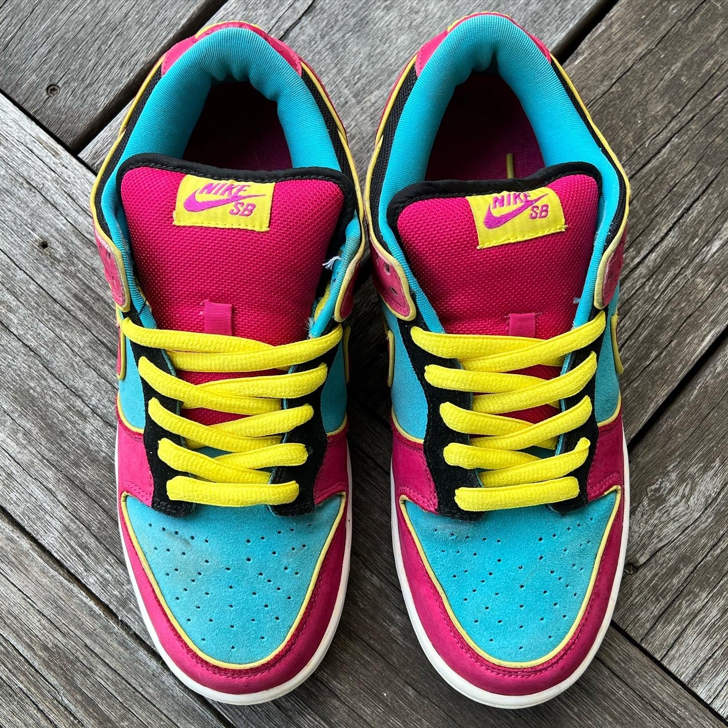 Nike SB Dunk Low Miss PacMan Size 8