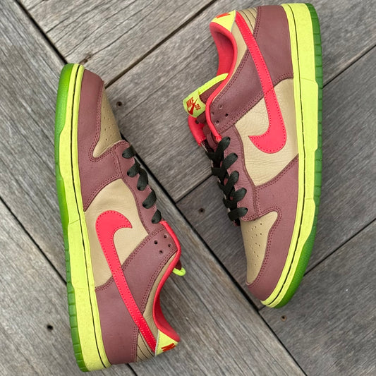 Nike SB Dunk Low Toxic Sea Robin Size 10.5