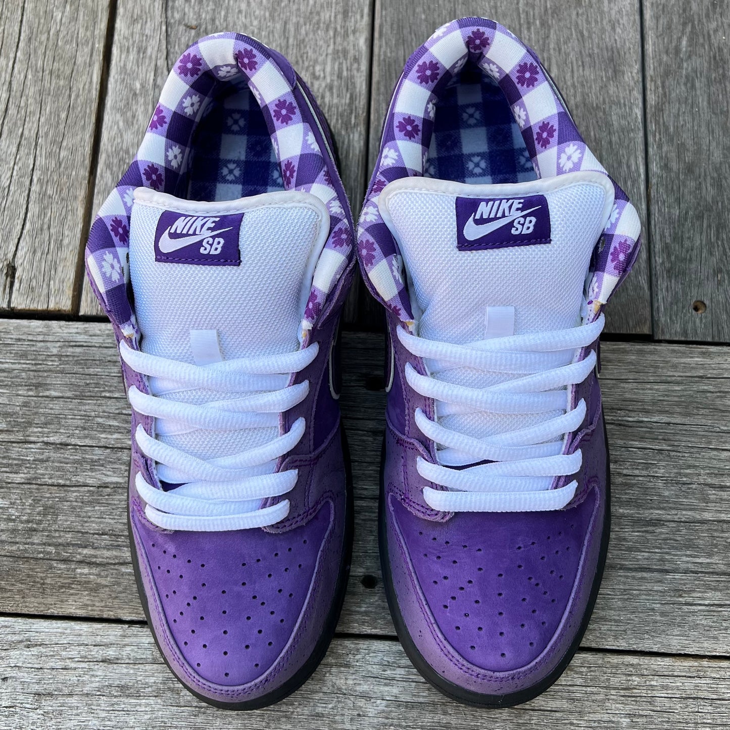 Nike SB Dunk Low Purple Lobster Size 8.5