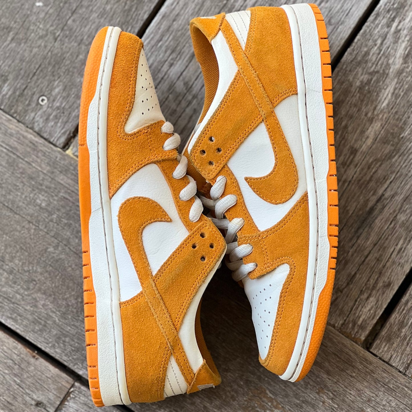 Nike SB Dunk Low Circuit Orange Size 9