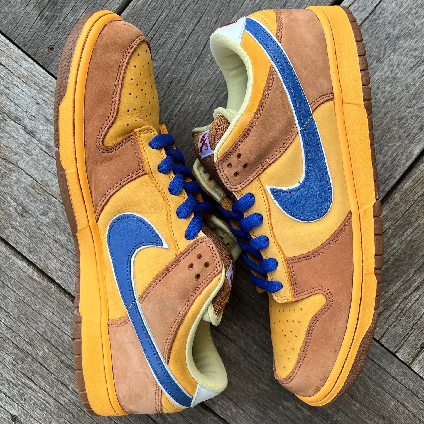 Nike SB Dunk Low Newcastle Brown Ale Size 12