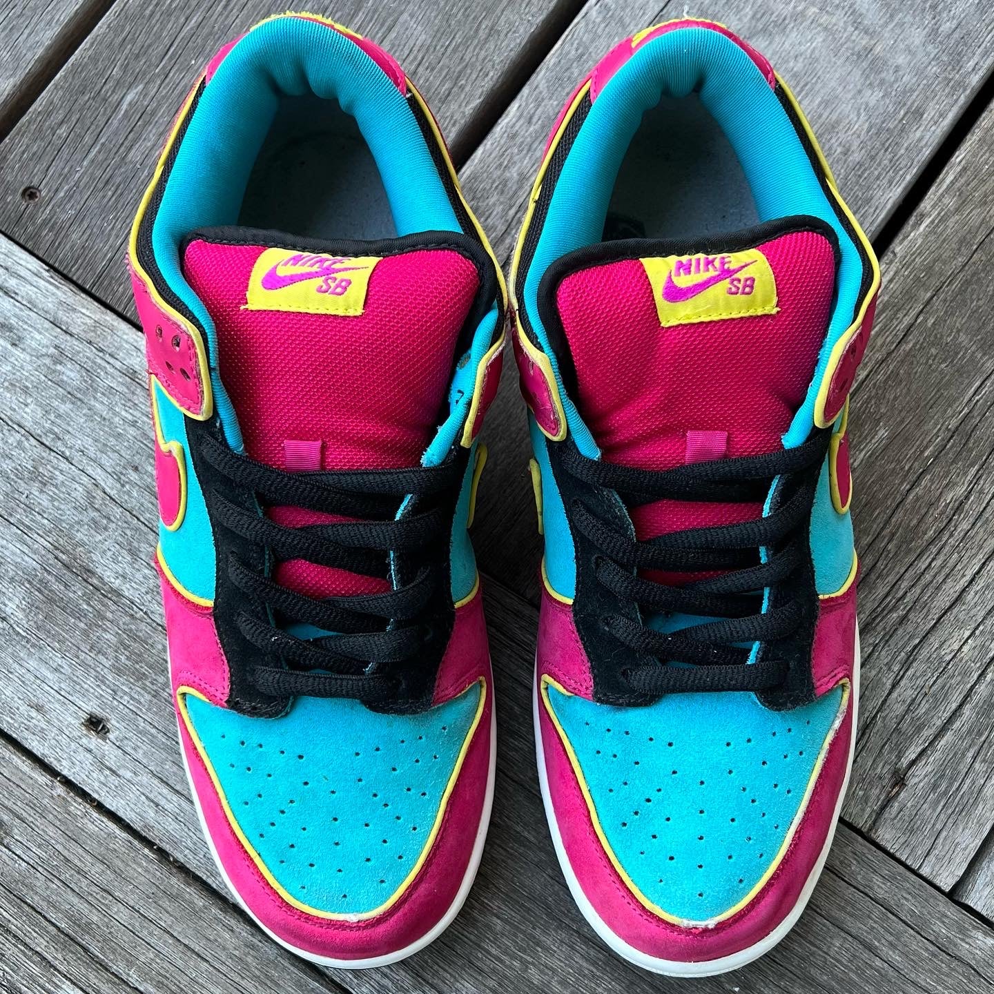 Nike SB Dunk Low Miss PacMan Size 10