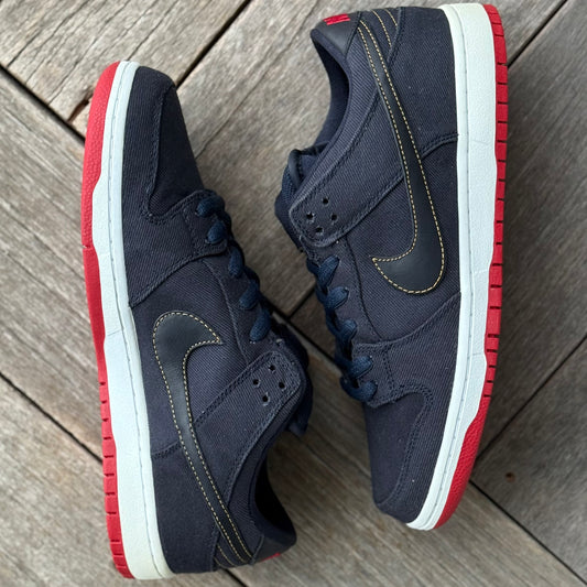 Nike SB Dunk Low Blue Levi’s SAMPLE Size 9.5