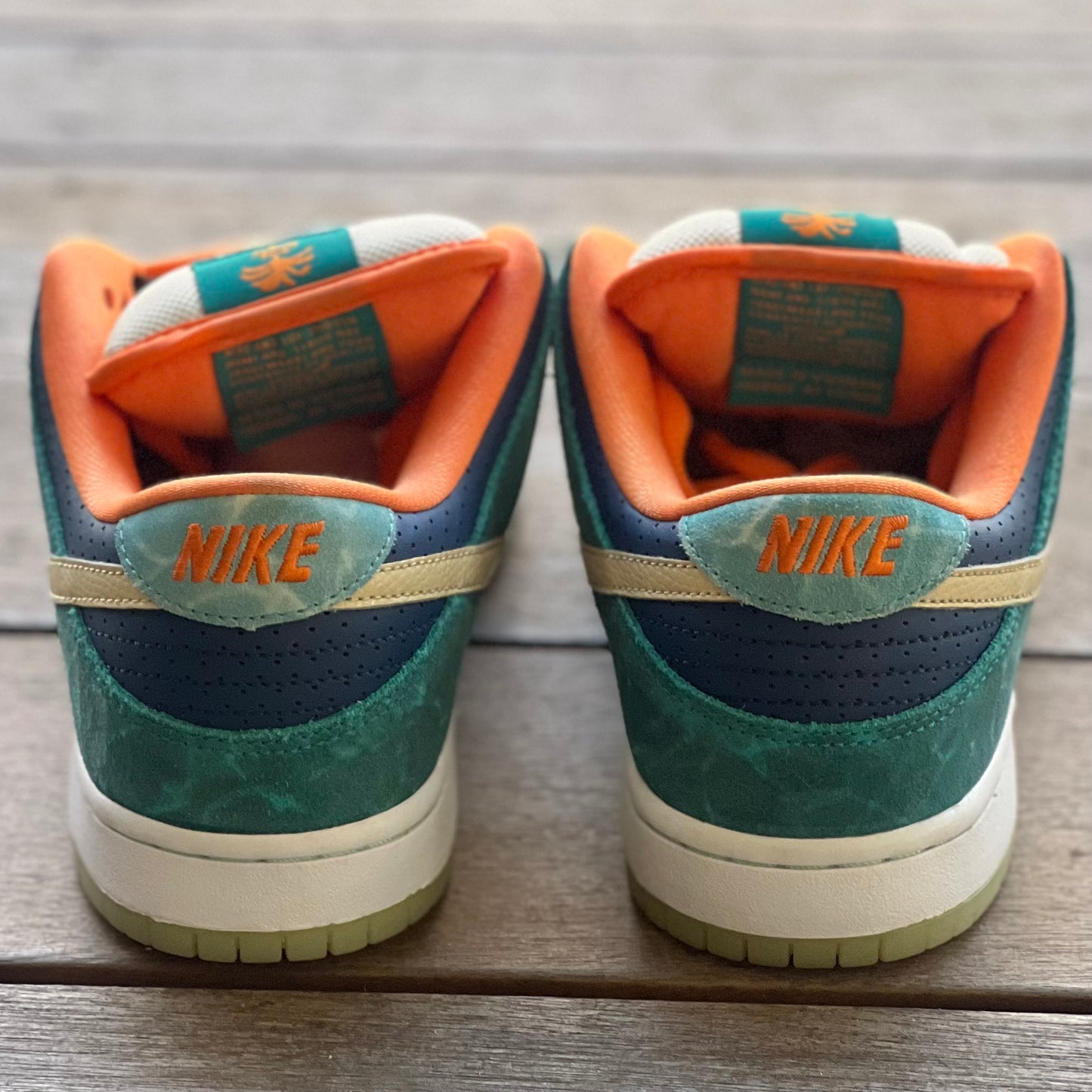 Nike SB Dunk Low MIA Skateshop Size 8.5