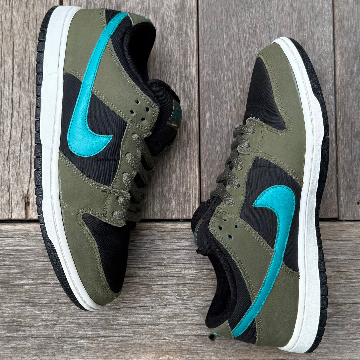 Nike SB Dunk Low Medium Olive Turbo Size 8.5