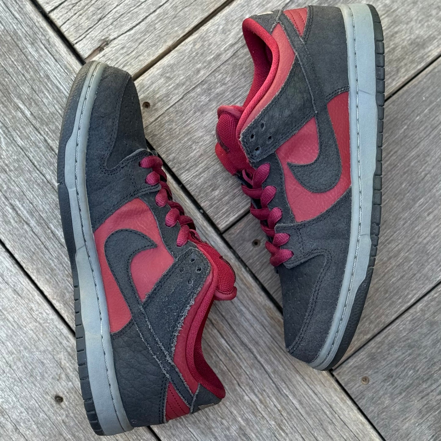 Nike SB Dunk Low Red Wine Size 8