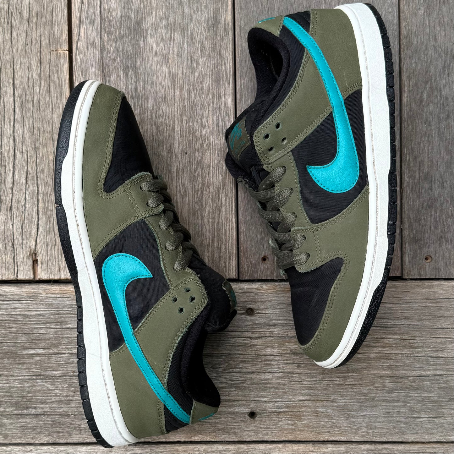 Nike SB Dunk Low Medium Olive Turbo Size 8.5