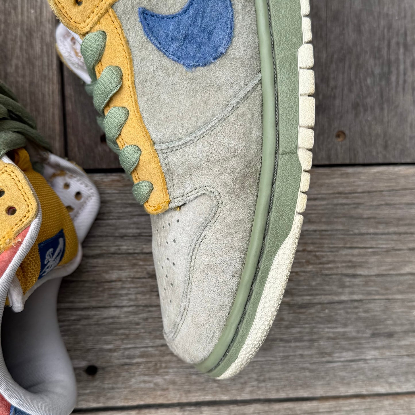 Nike SB Dunk Low Puff N Stuff Size 10