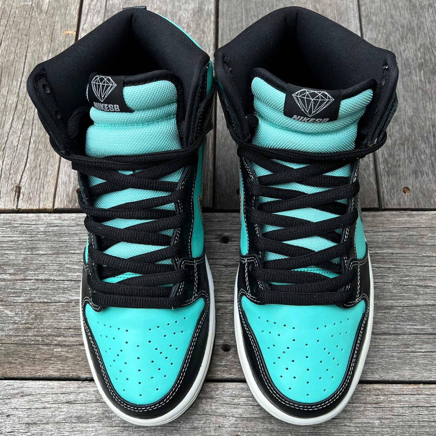 Nike SB Dunk High Tiffany Diamond Size 9.5