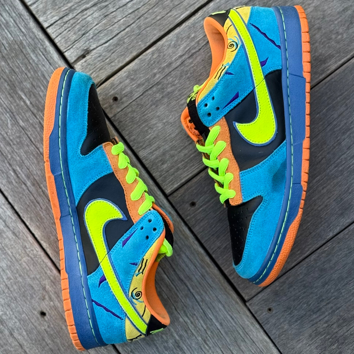Nike SB Dunk Low Skate or Die Size 9