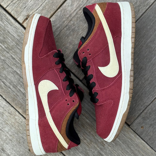 Nike SB Dunk Low Red Corduroy Size 8