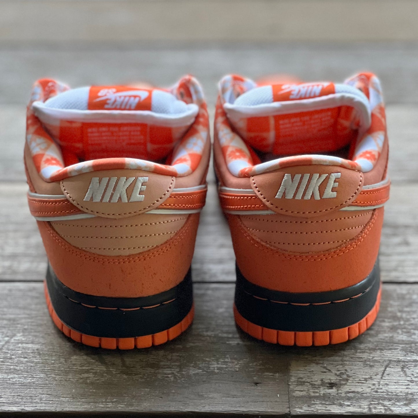 Nike SB Dunk Low Orange Lobster Size 9