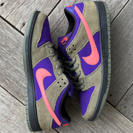 Nike SB Dunk Low Medium Olive Atomic Red Size 10.5