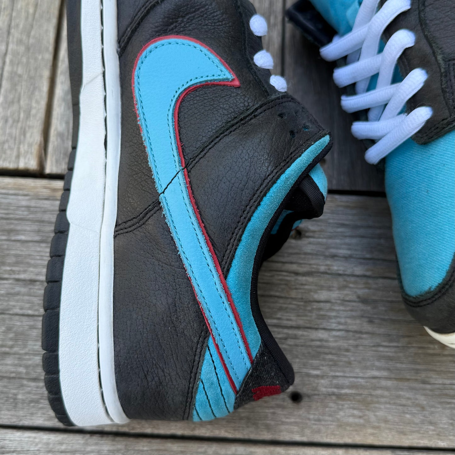 Nike SB Dunk Low Angels & Demons Size 11.5