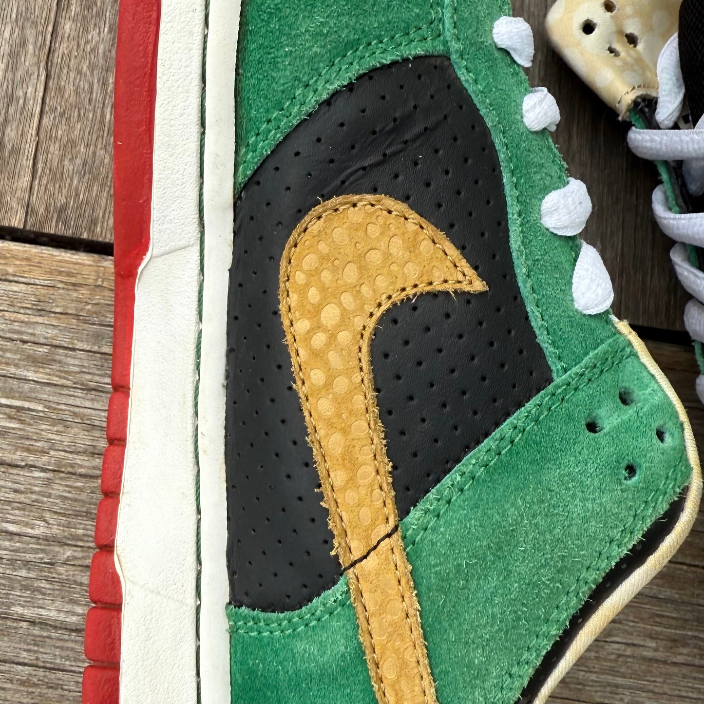 Nike SB Dunk Low Miller High Life Size 10.5