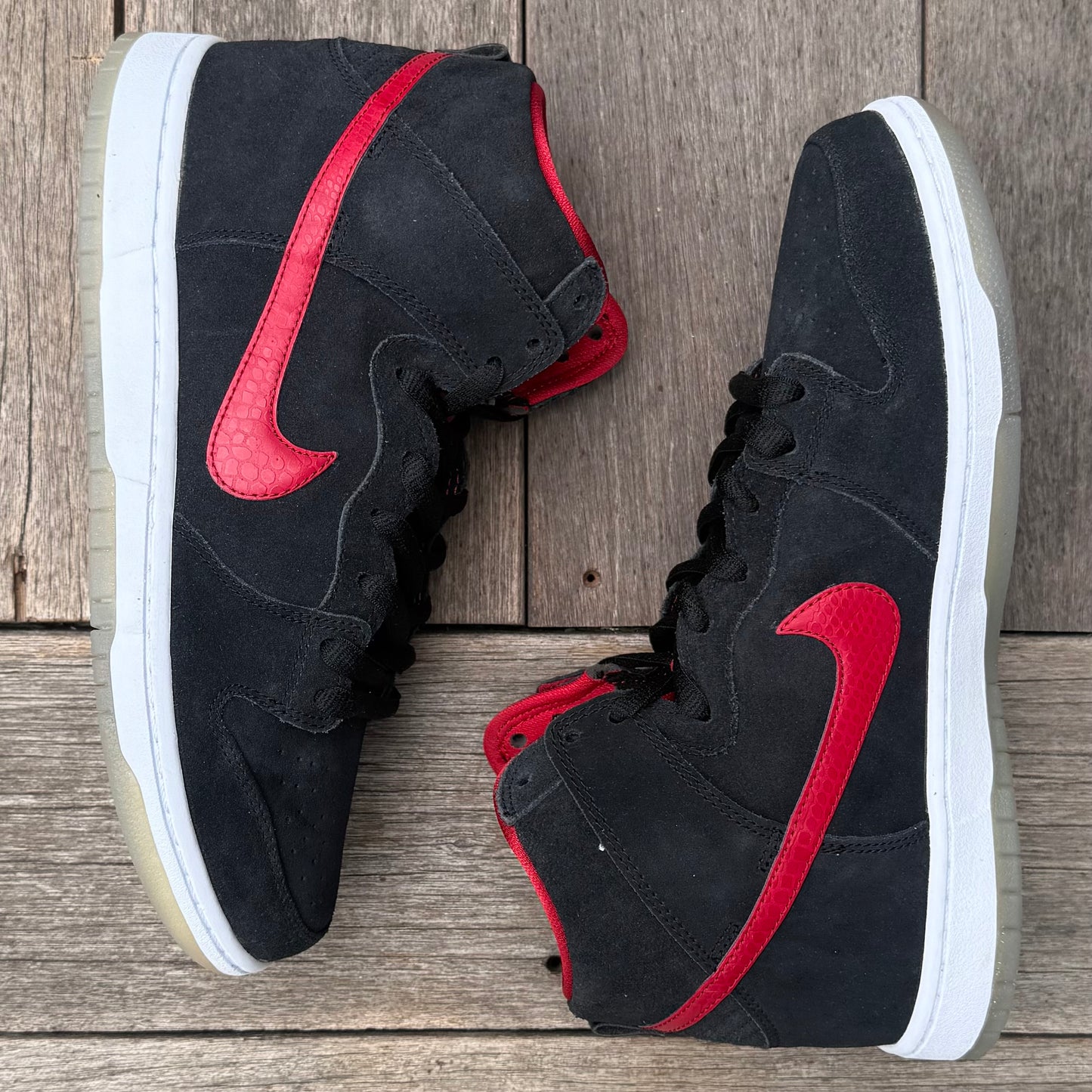Nike SB Dunk High Bred JPack Black/Gym Red Size 10.5