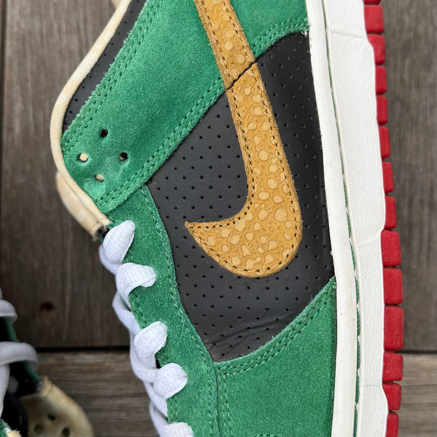 Nike SB Dunk Low Miller High Life Size 10.5