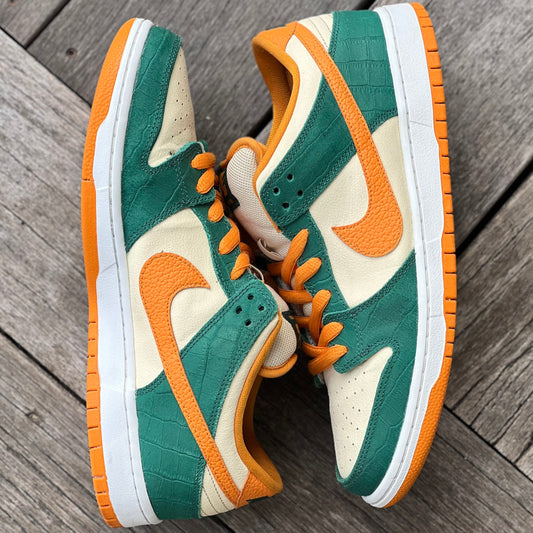 Nike SB Dunk Low Kumquat Legion Pine Size 10.5